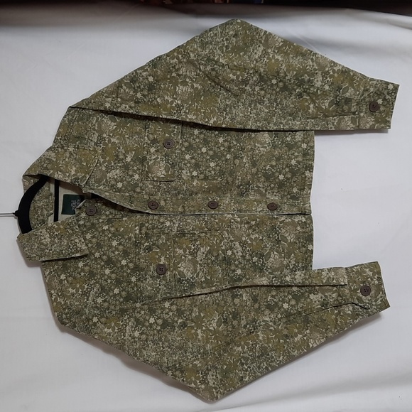 wild fable Jackets & Coats Green Floral Jacket Girls Size Xs New